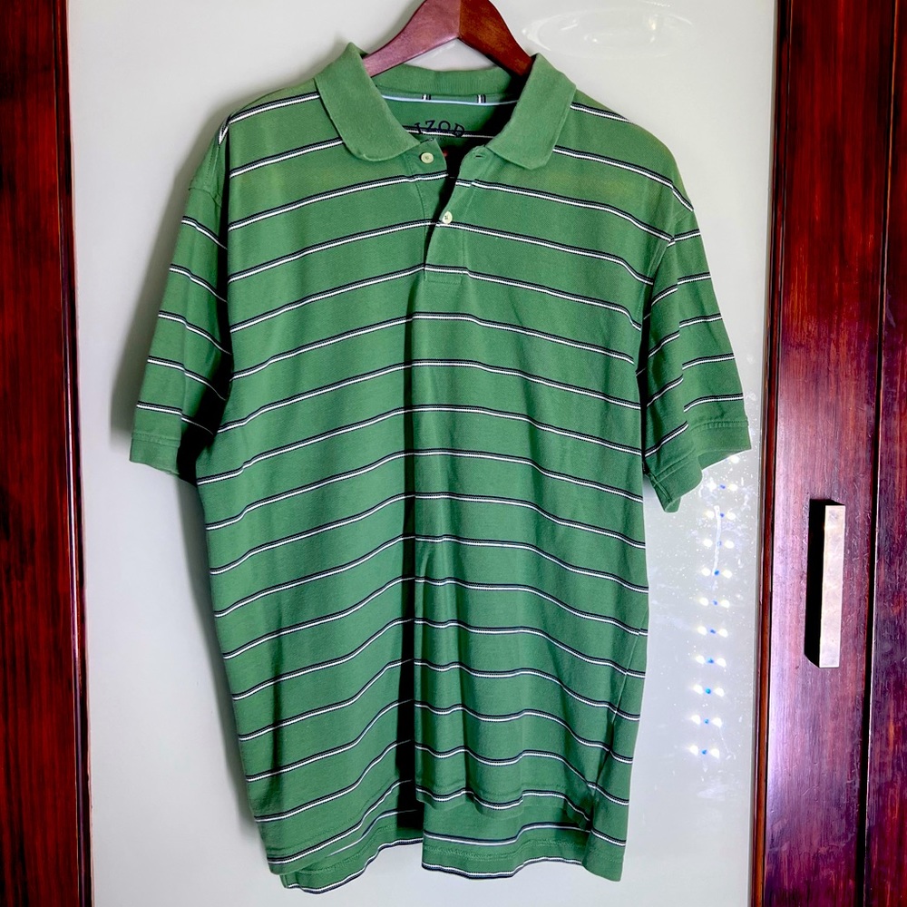 XL IZOD Men’s Polo Shirt